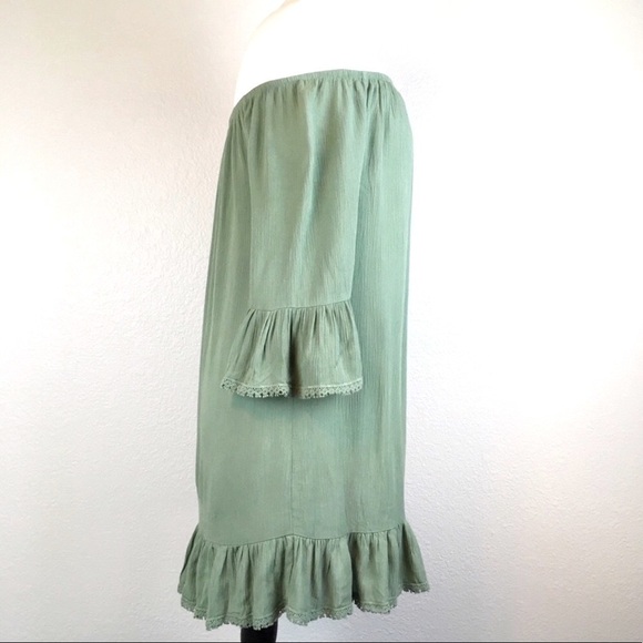 Socialite Off The Shoulder Bell Sleeve Boho Dress Size L - Picture 5 of 9